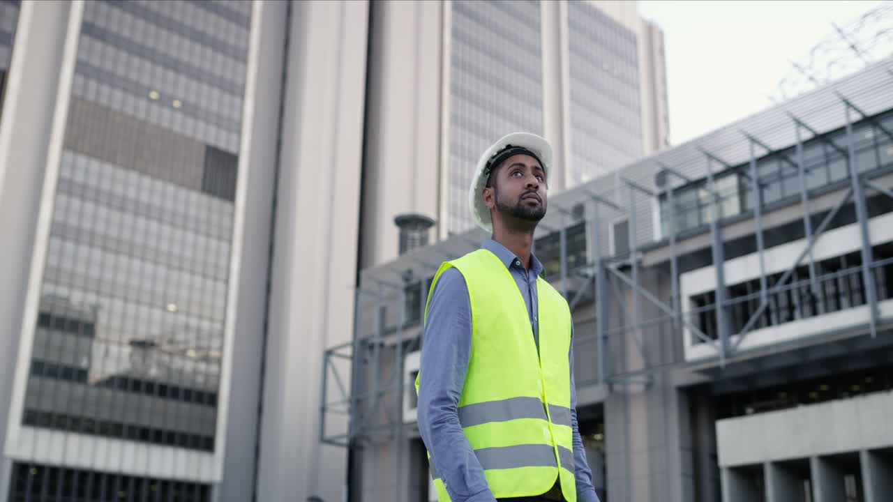 la ciudad es su lienzo.