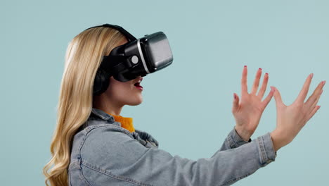 vr, wow o mujer en el estudio metaverse para el futuro