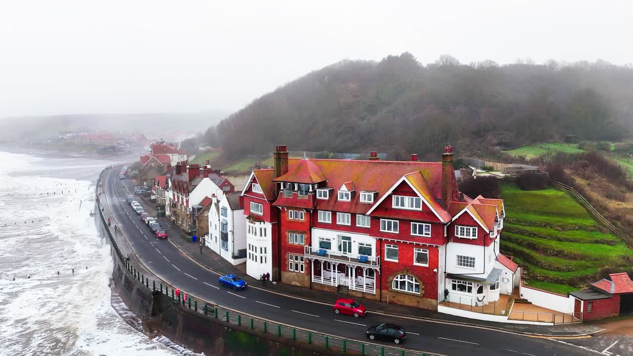 폭풍우의 겨울 장면