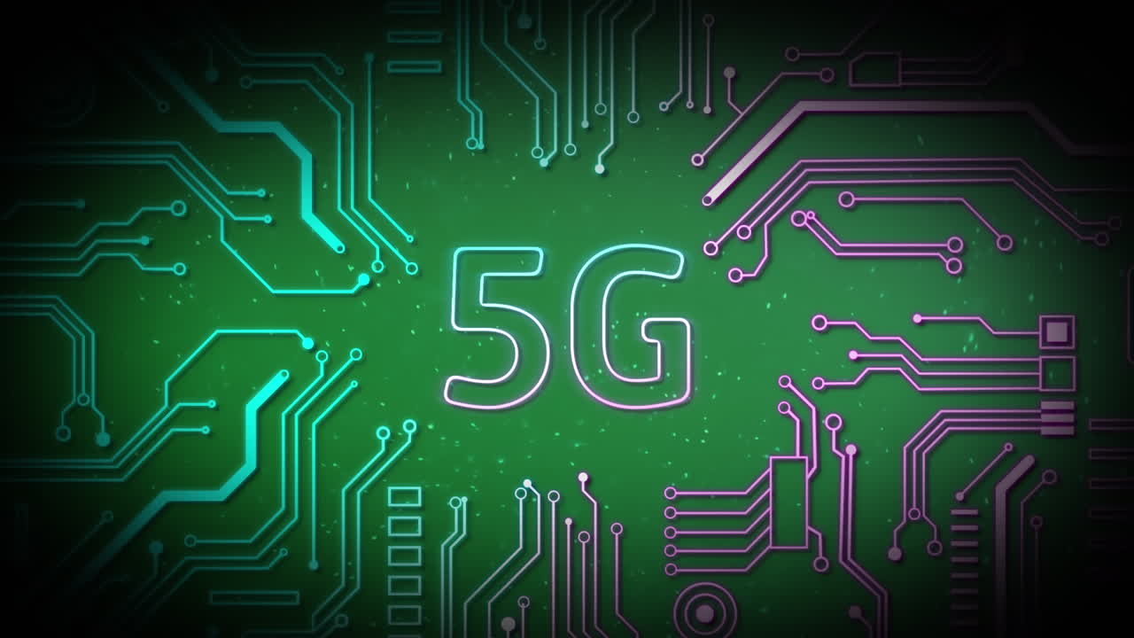 animación de texto 5g con placa de circuito de computadora en fondo verde