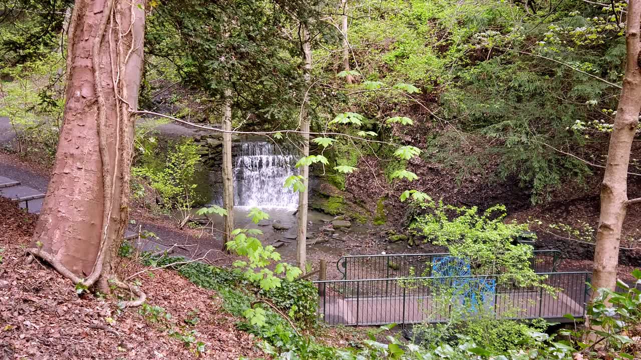 피튼크리프 공원의 폭포