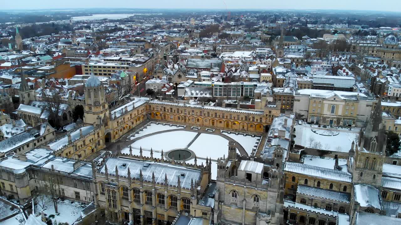 영국 옥스퍼드 시내의 공중 사진