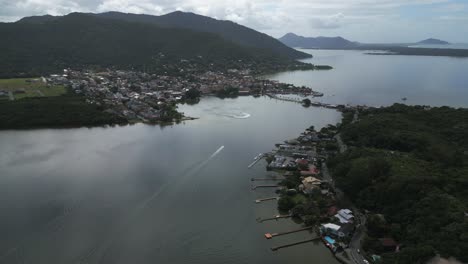 Aerial-Drone-View,-Town-of-Lagoa-da-Conceicao,-Island-of-Santa-Catarina-in-Brazil-,-Florianopolis