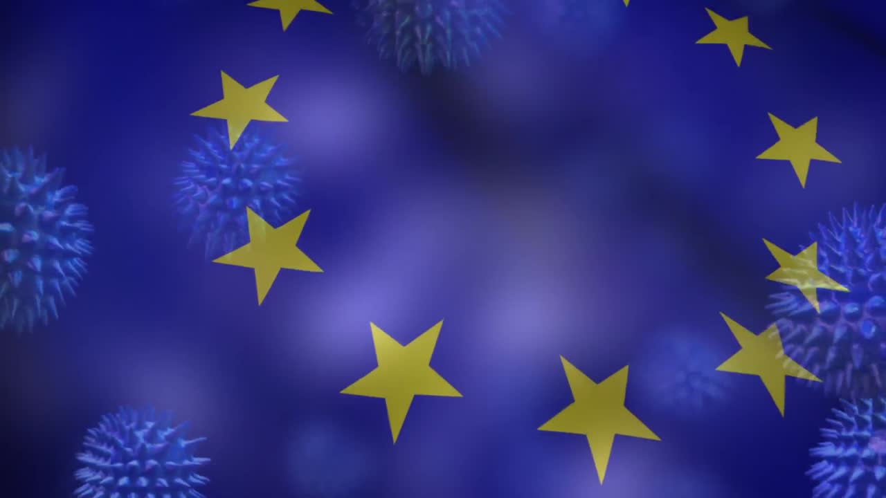Animazione di macro cellule di coronavirus Covid-19 che si diffondono su una bandiera dell'Unione Europea che sventola