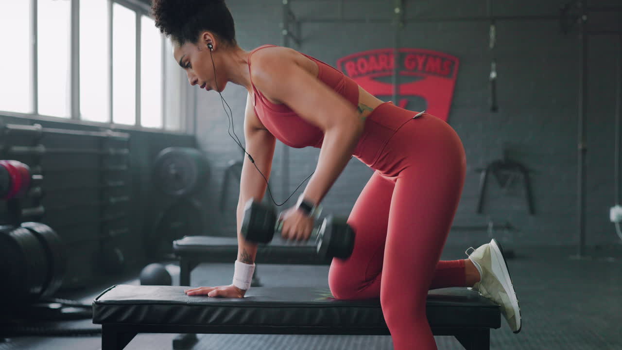 levantamiento de pesas, mujer negra