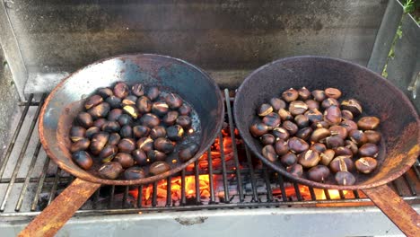 Auf-Offenem-Feuer-Geröstete-Kastanien,-Saisonale-Delikatesse,-Ernte,-4k-Uhd,-Kranschuss