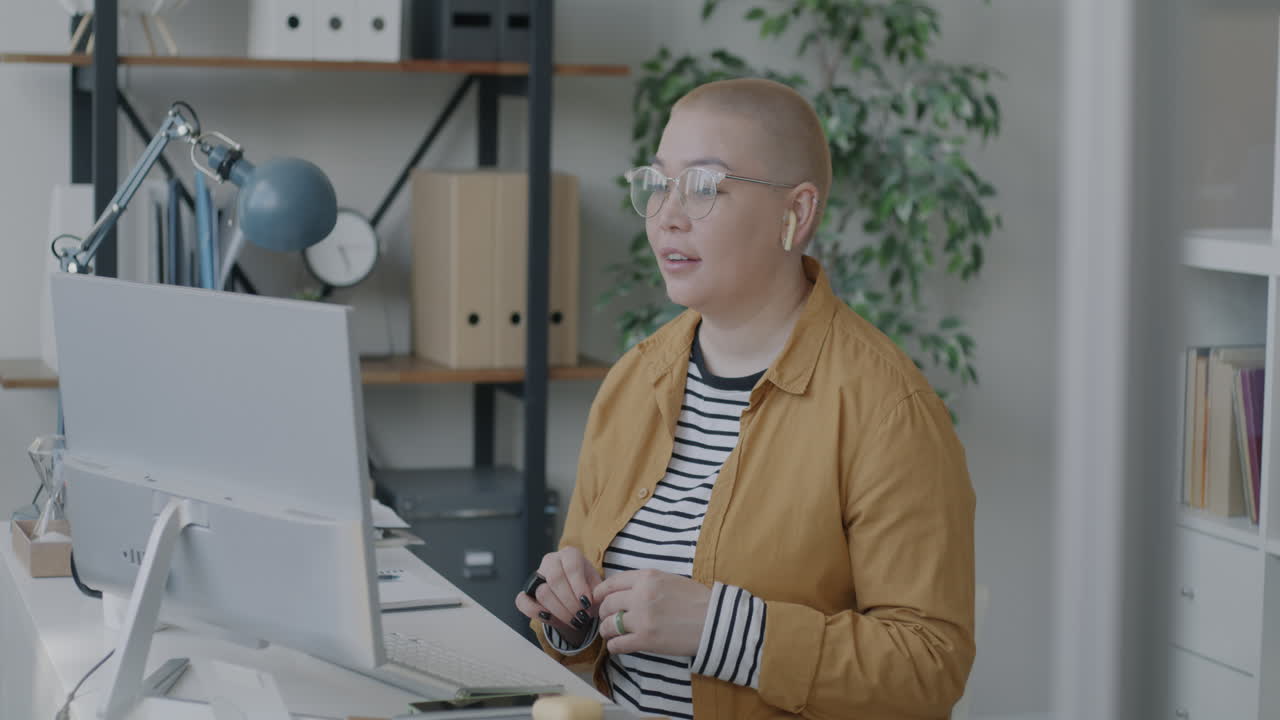 Woman in Online Meeting