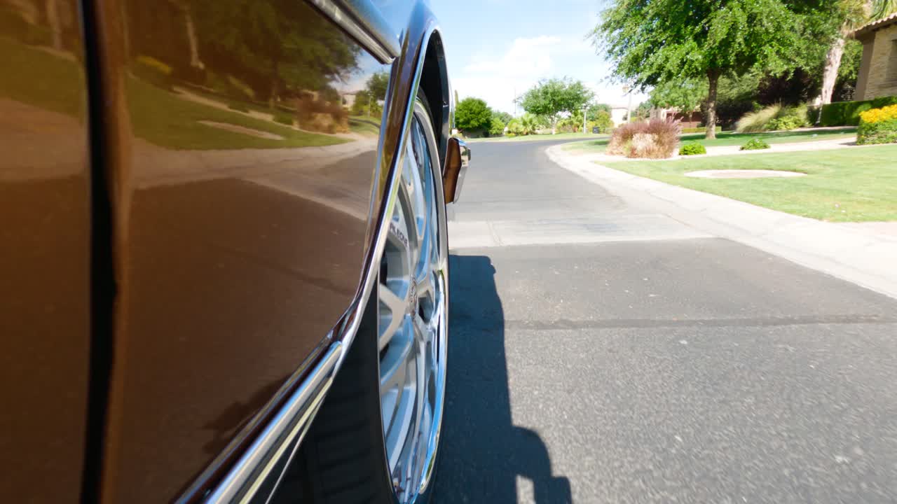 운전 차에 부착된 카메라