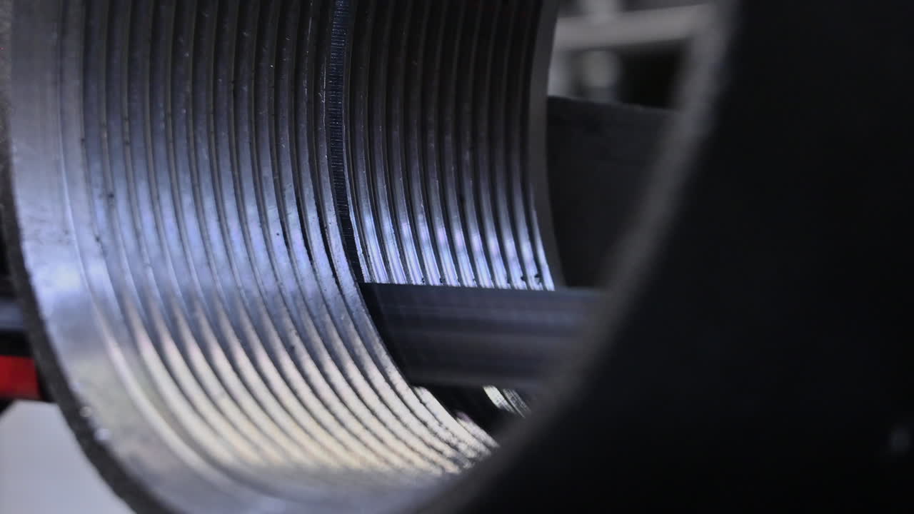 금속 작업 능력:  밴드 사로 효율적인 절단