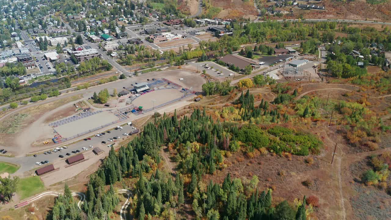 imágenes aéreas del tobogán alpino ubicado en el lado de la montaña esmeralda en steamboat springs, colorado parte 2 de 2