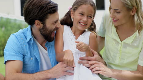 Glückliche-Familie-Genießt-Zusammen