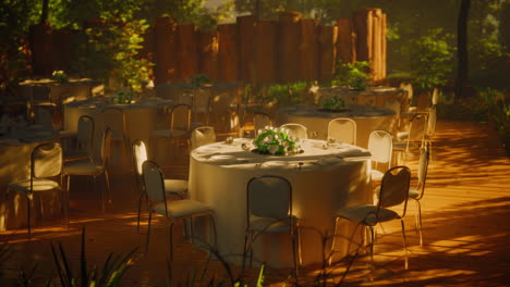 recepción romántica de bodas al aire libre en un bosque