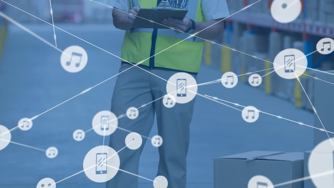 창고의 클립보드에 글을 쓰는 사람 위의 아이콘으로 연결 네트워크의 애니메이션