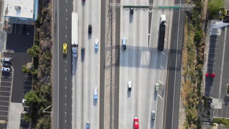 Top-down-drone-view-of-a-Southern-California-highway