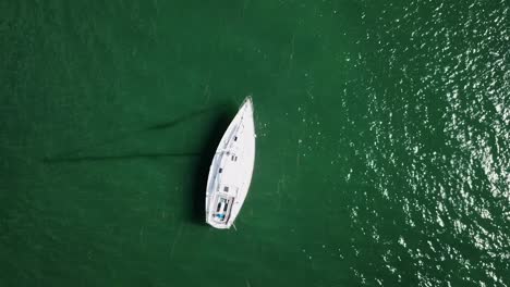 Flying-above-sailboats-and-boats-in-Fajardo-Puerto-Rico-revealing-beautiful-emerald-water