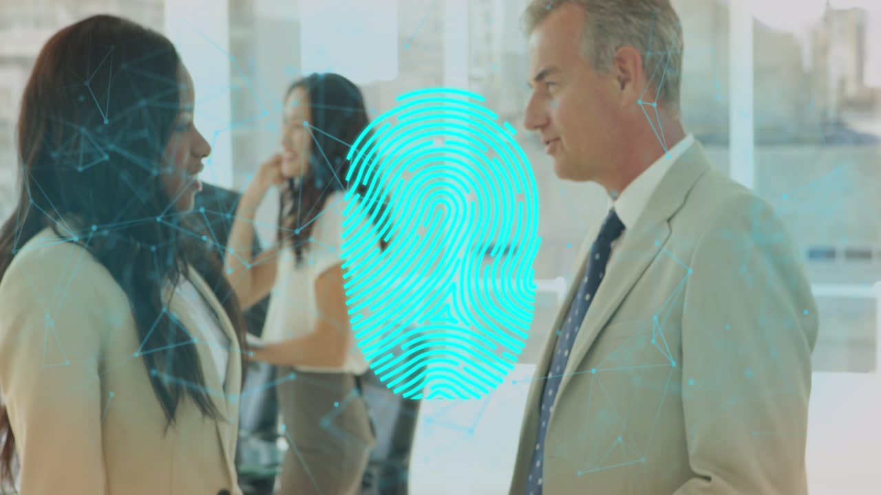 animación de conexiones y seguridad biónica sobre diversos empresarios que se dan la mano