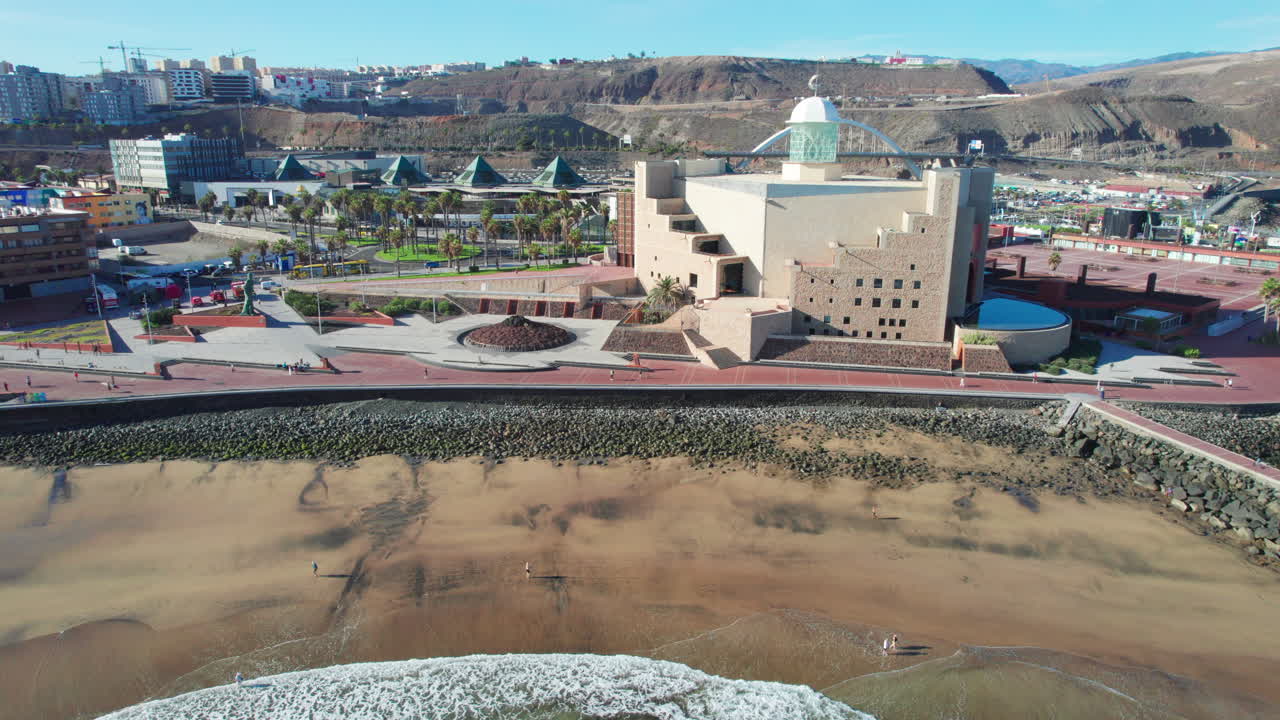 Alfredo Kraus Auditorium: The Perfect Fusion of Art and Sea, Viewed from the Air.