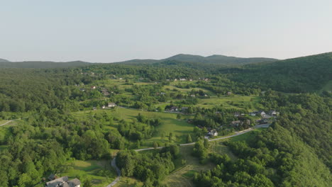 Luftaufnahme-Des-Nationalparks-Plitvicer-Seen-In-Kroatien,-Europa-7