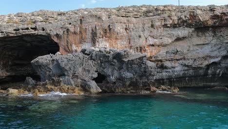 grotta dei giganti or giants grotto in salento, apulia region in southern italy
