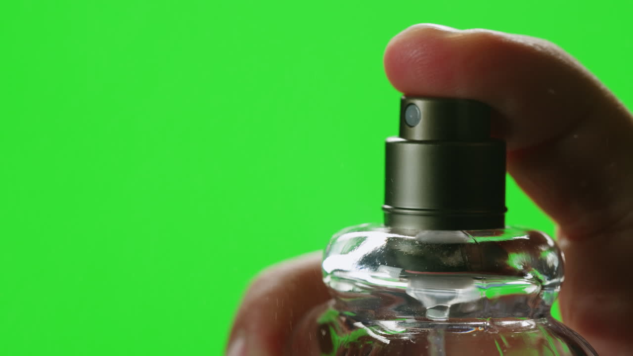 Applying Perfume