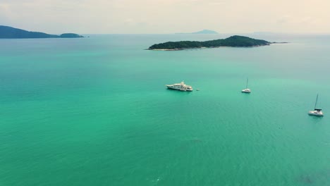 Luxury-ship-sailing-tranquil-sea