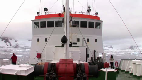 An-oceanic-research-vessel-floats-amongst-icebergs-in-Antarctica-1