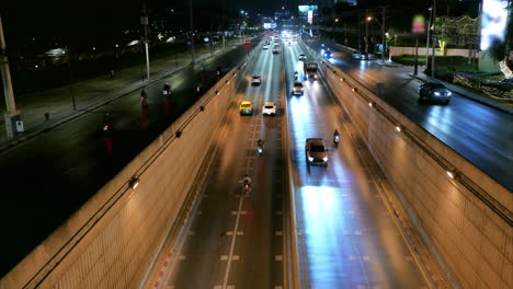 Timelapse-view-of-night-traffic-busy-in-Bangkok,-Thailand