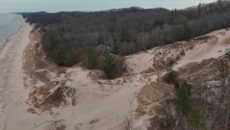 Aerial-tour-of-the-impressive-dunes