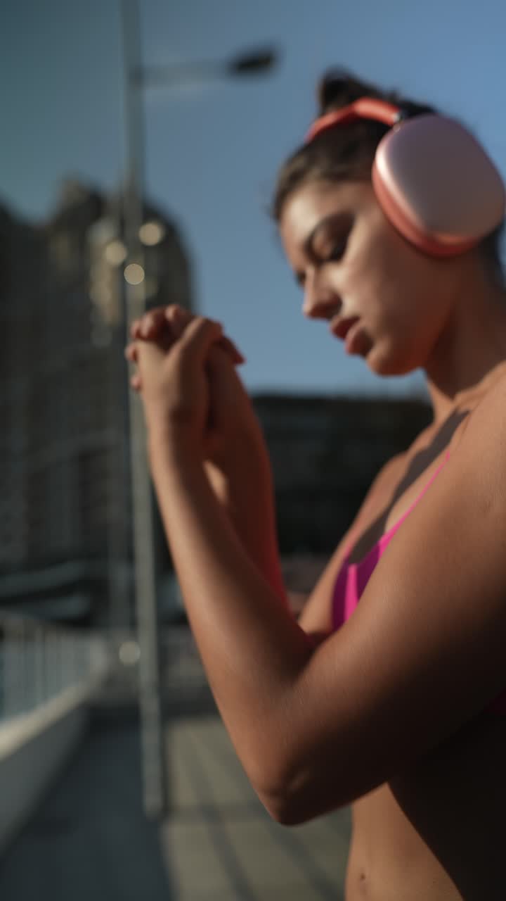 mujer que trabaja al aire libre