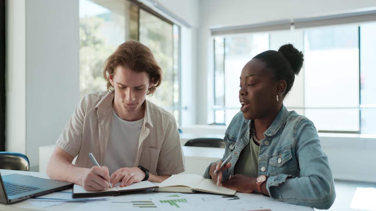 colaboración en reuniones de negocios