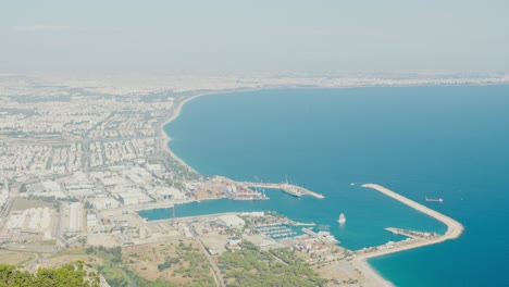 4K-Video-Einer-Langen-Mittelmeerstrandküste