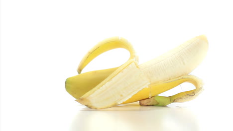 open banana rotating