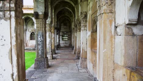 Herencia-Jami-Masjid-También-Conocida-Como-Mezquita-Jama-En-Champaner,-Estado-De-Gujarat,-India-Occidental,-Es-Parte-Del-Parque-Arqueológico-De-Champaner-pavagadh