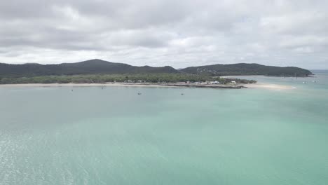 Großartiges-Keppel-Island-refugium-Und-Malerische-Strände-In-Den-Keppels,-Qld,-Australien