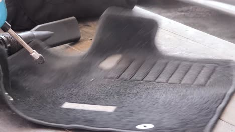 steam cleaning car mat