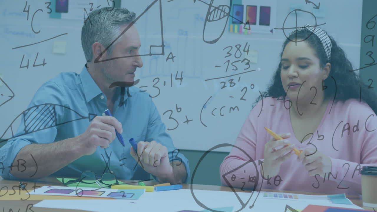 animación del procesamiento de datos financieros sobre diversas personas de negocios en la oficina