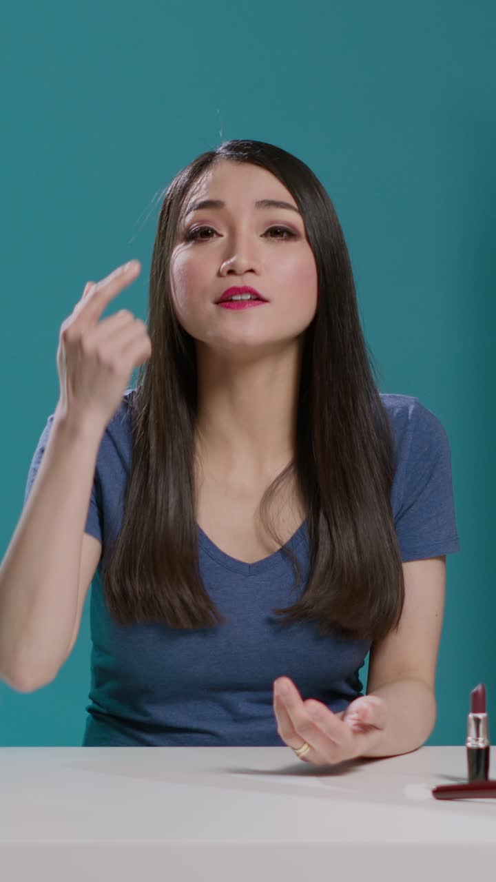 Makeup tutorial with lipstick