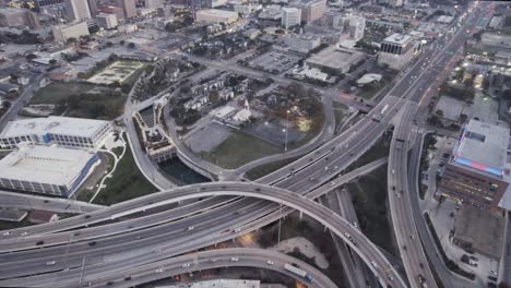 vuelo de drones sobre el centro de san antonio texas en