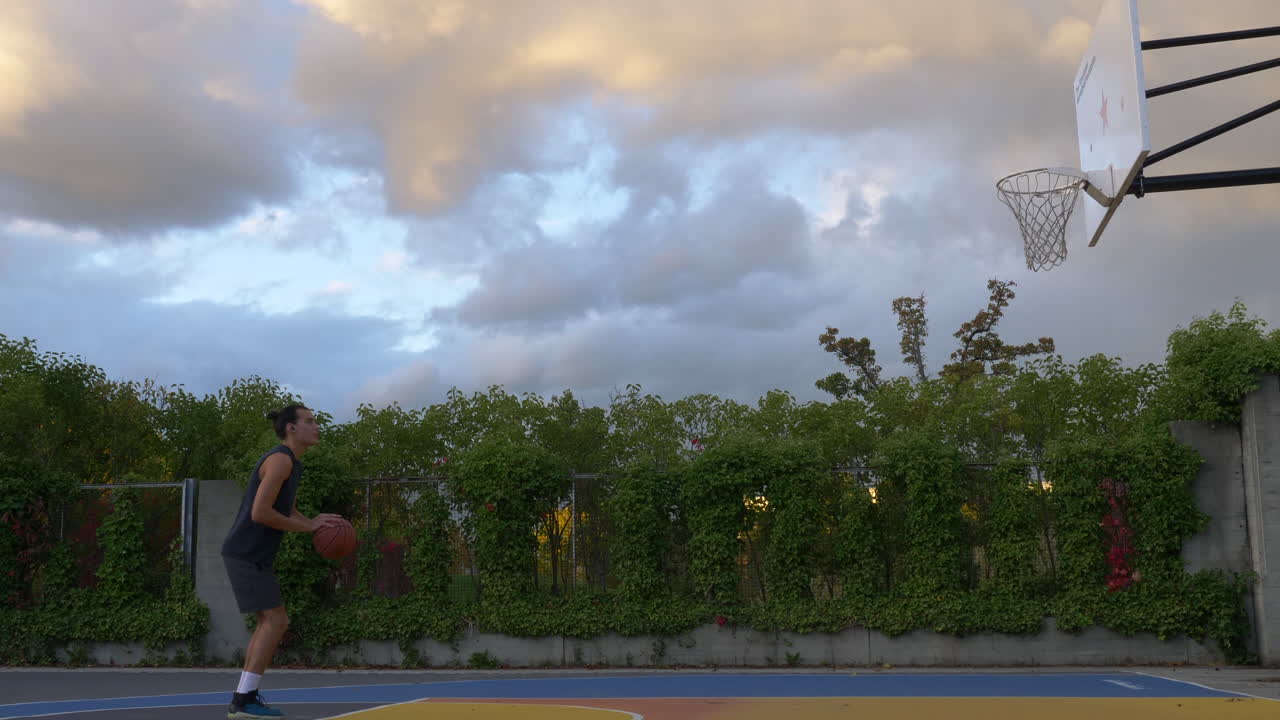 entrenamiento de baloncesto - lanzamiento libre - amplio
