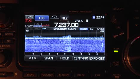 HF Transceiver Spectrum Scope Displaying 7.237 MHz Signal
