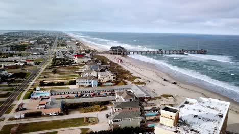 The-Outer-Banks-of-North-Carolina,-Nags-Head-NC-Aerial-Pullout,-Nags-Head-North-Carolina