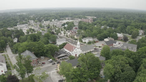 Aerial-Drone-Orbit-Reveal-Footage-over-Gorham-Downtown,-Cumberland-County-in-Maine,-USA