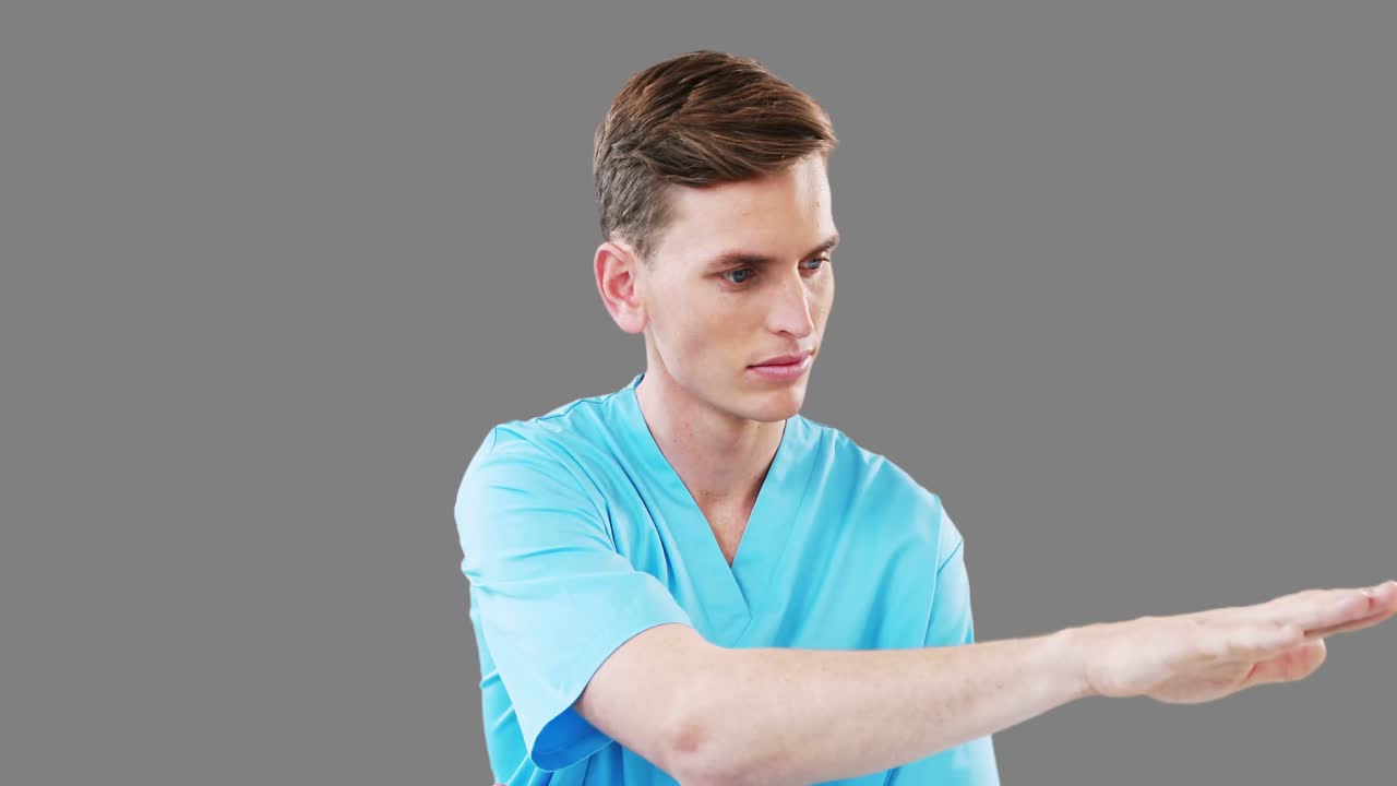 디지털 스크린을 사용하는 외과 의사