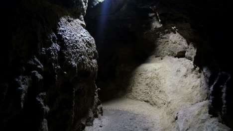 exploración de cuevas