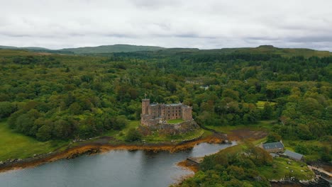 aerial of dunvegan castle