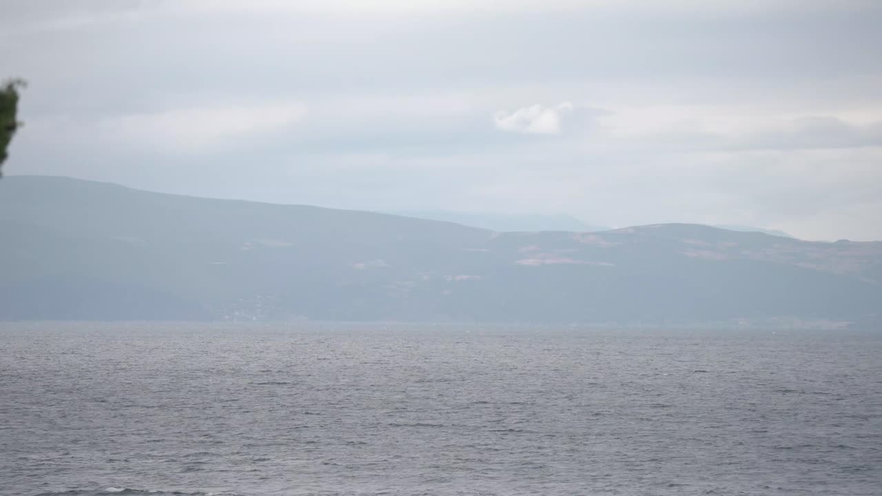 자연 호수의 간단한 비디오