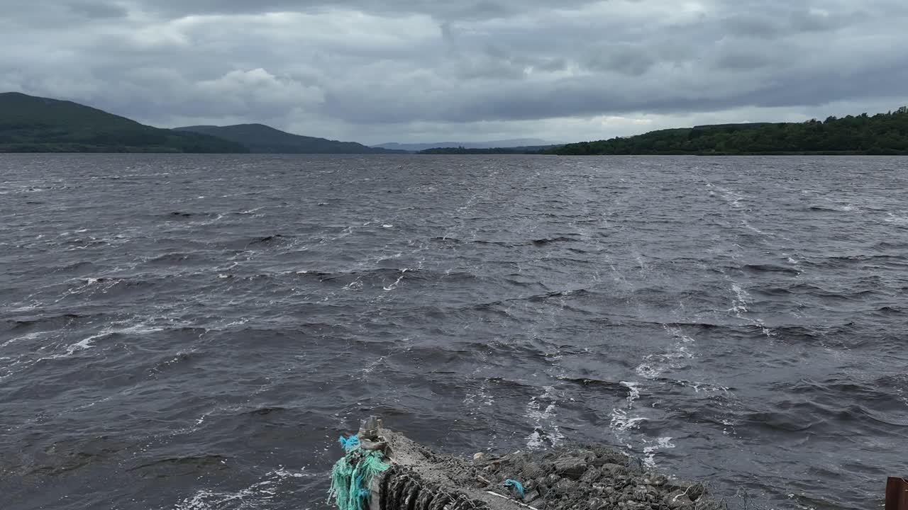 Lough Gill, Ireland: Scenic Lake Landscape on Overcast Day