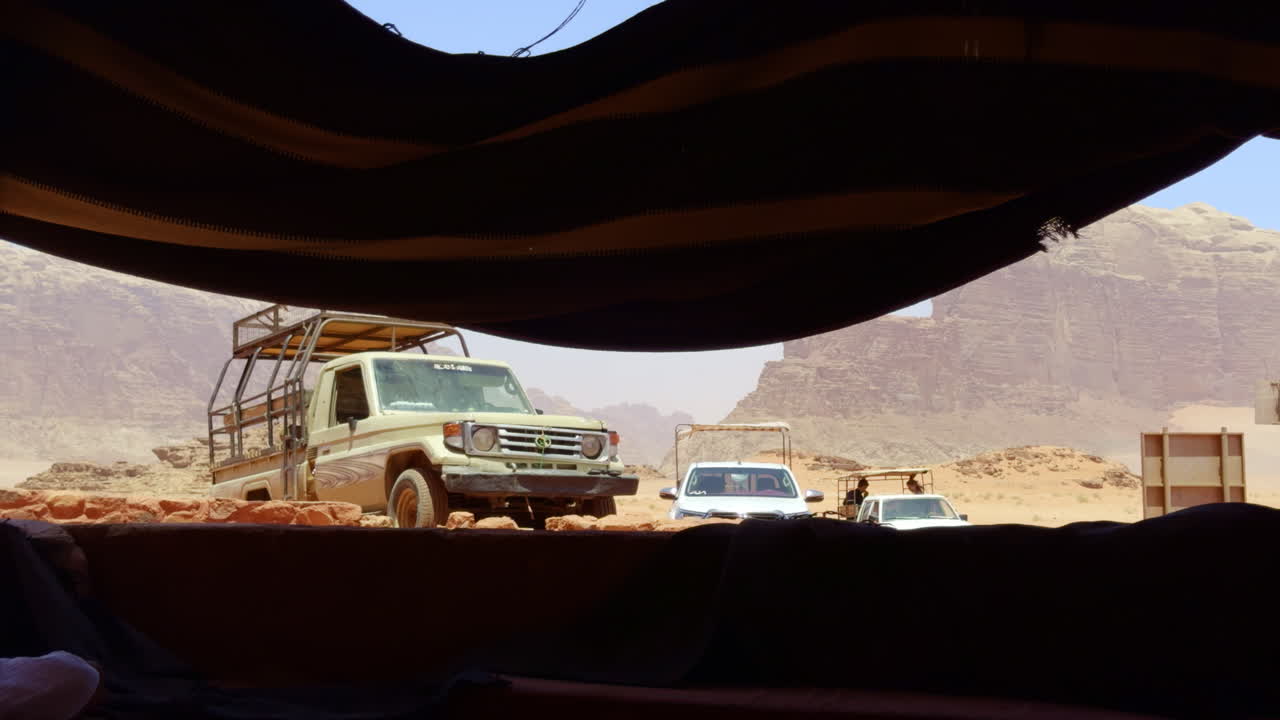 지프로 사막 모험