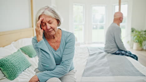 Senior-couple,-divorce-and-fight-on-bed