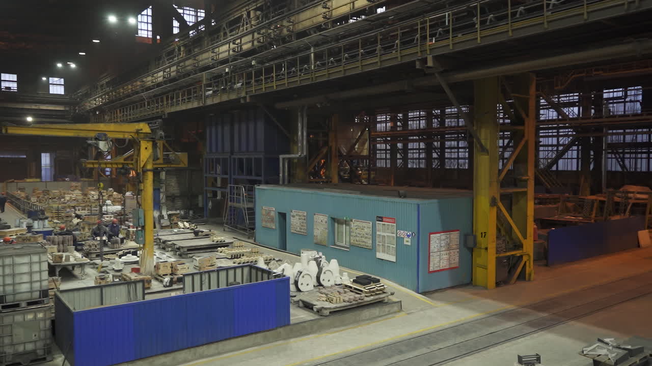 금속 주조 공장 내부